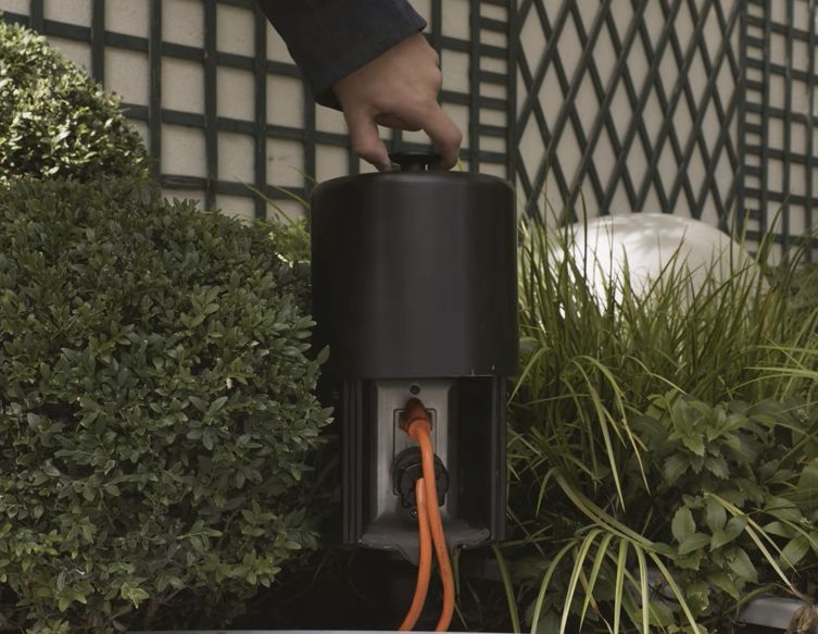 Exterior outlet